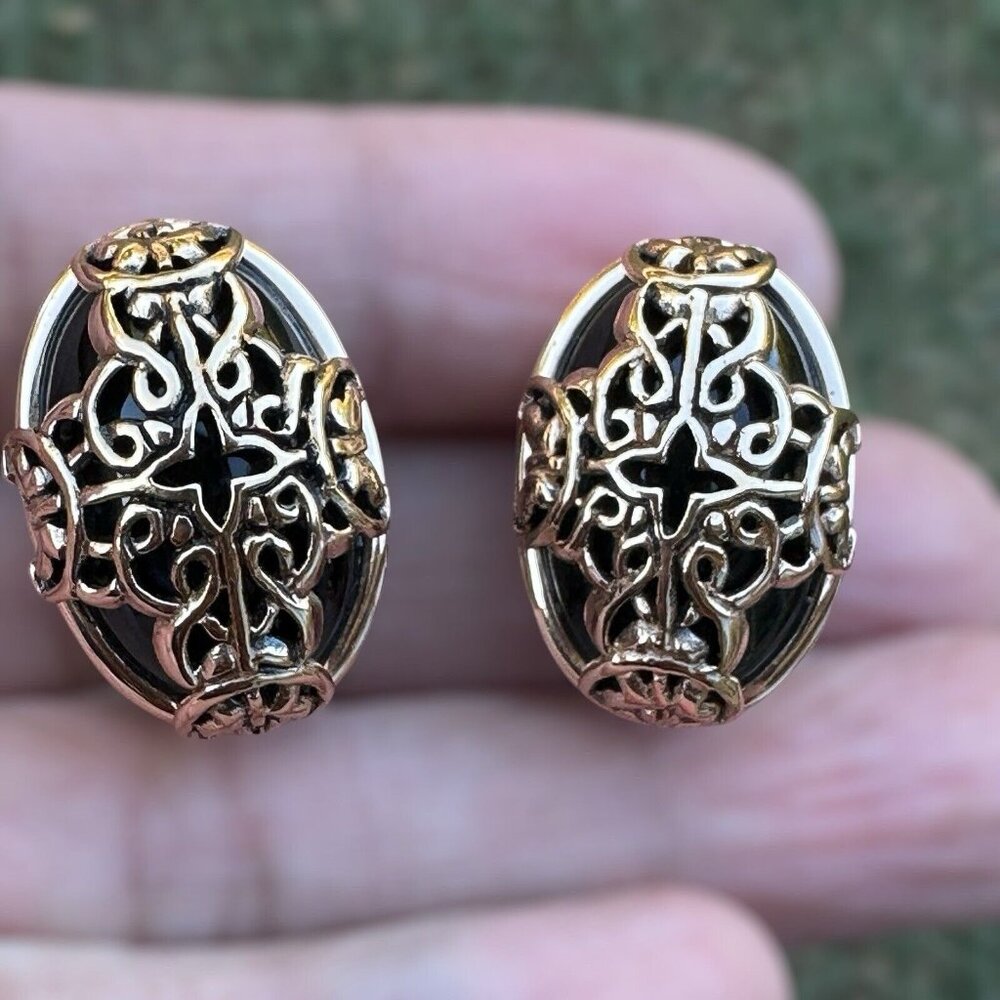 BARSE Clip Earrings 1 Inch Celtic Cross Glass Gold Silver Tone Oval Shape‎ Rare